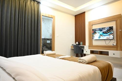 the janki hotel