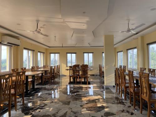 tiger inn beach resort
