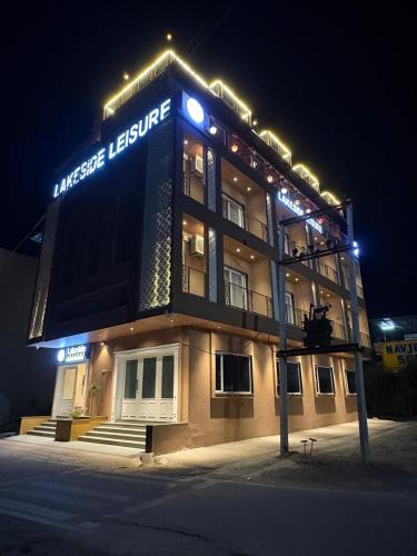lakeside leisure