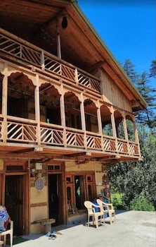 adventure lodge jibhi