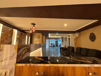 Celestial Heights,,3 star