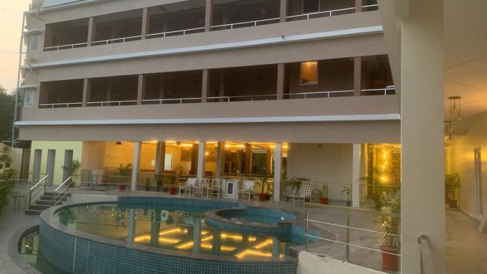 beyond inn hotels and resorts ecr