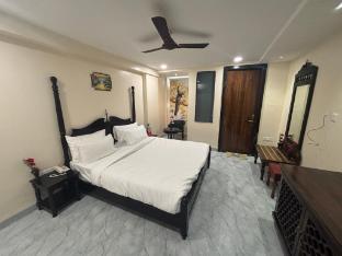 rajmahal hotel and resort