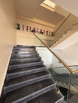 rajmahal hotel and resort