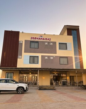 jodhana raj hotel and restaurant