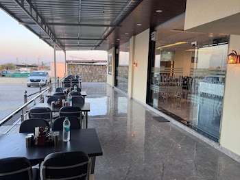 jodhana raj hotel and restaurant