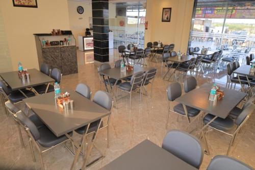 jodhana raj hotel and restaurant