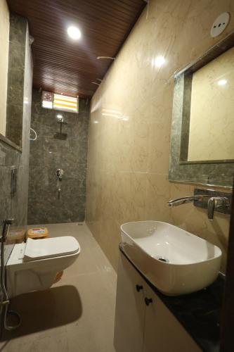 hotel pragya paradise