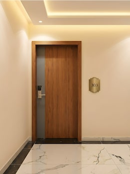 hotel pragya paradise