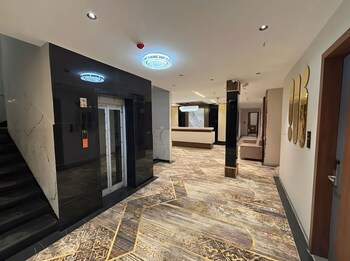 hotel pragya paradise