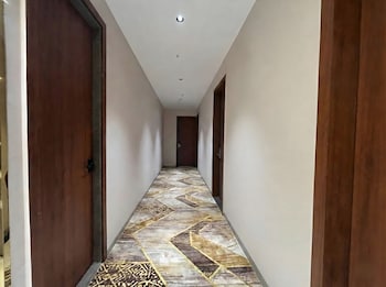 hotel pragya paradise