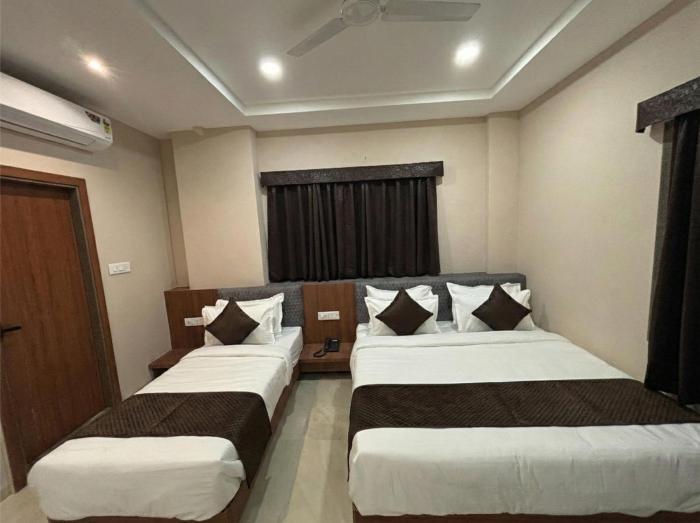hotel pragya paradise