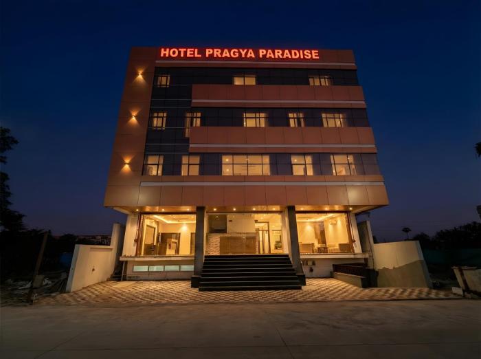 hotel pragya paradise