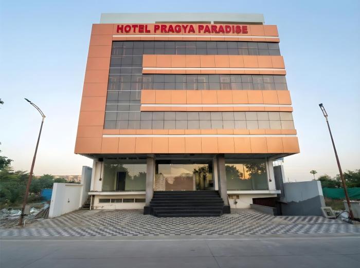 hotel pragya paradise