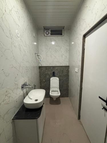 hotel pragya paradise