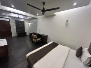 hotel 82 inn