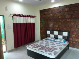 Aamantran Residency,,5 star