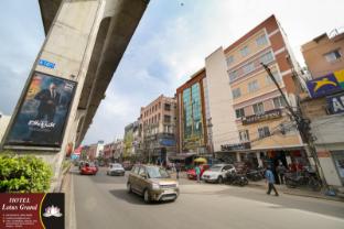 hotel lotus grand ameerpet