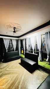 cheers club and hotel