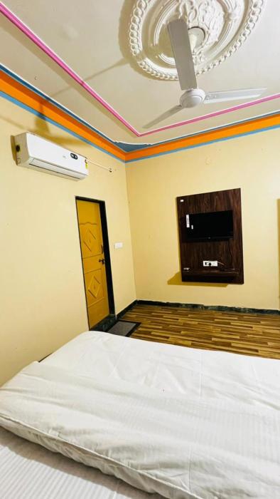 cheers club and hotel