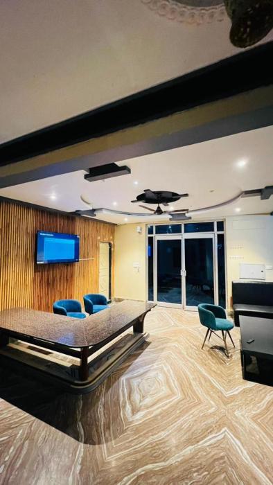 cheers club and hotel