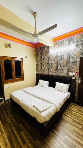 cheers club and hotel