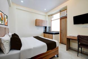 super townhouse sector 18 udhyog vihar