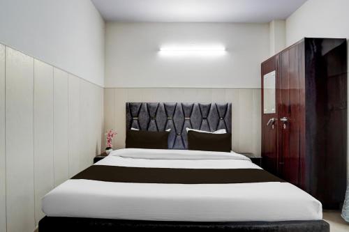super hotel o dwarka mor metro station