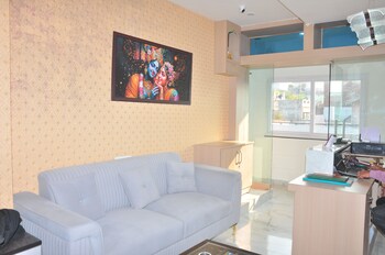 Vrindavan Hotel,,3 star