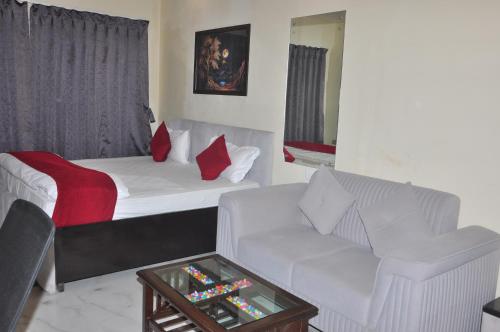 vrindavan hotel