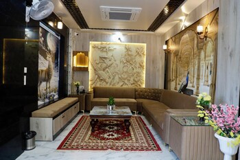 Indra Palace Unit 2,,3 star