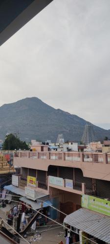 Thiru Annamalaiyar Residency,,2 star