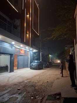 Hotel Royal India - New Palam Vihar,,3 star
