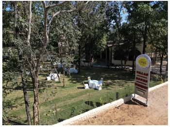 Citrus Prime Bandhavgarh Resort And Cott,,3 star