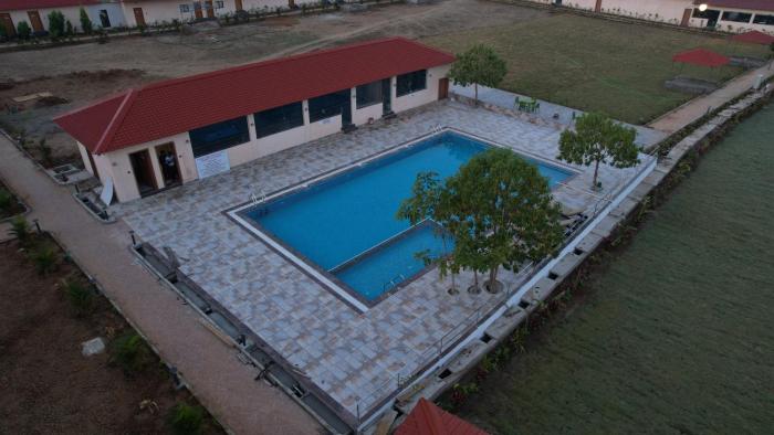 citrus prime bandhavgarh resort and cott