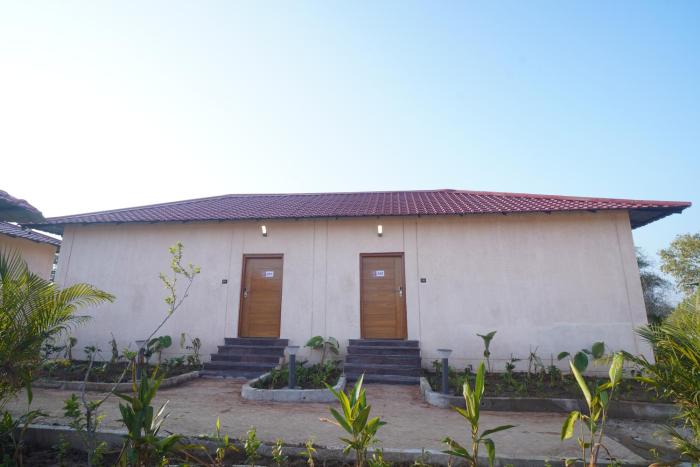 citrus prime bandhavgarh resort and cott