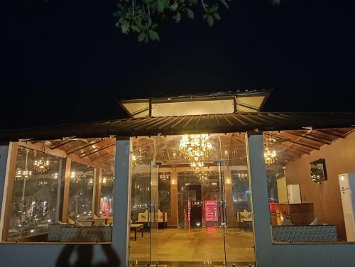 citrus prime bandhavgarh resort and cott