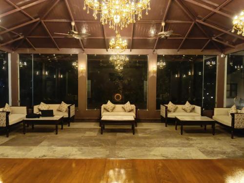 citrus prime bandhavgarh resort and cott