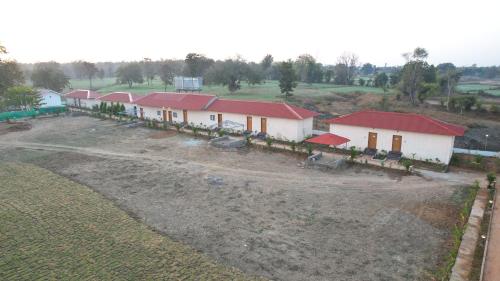 citrus prime bandhavgarh resort and cott