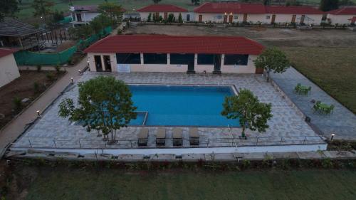 citrus prime bandhavgarh resort and cott