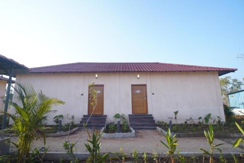 citrus prime bandhavgarh resort and cott