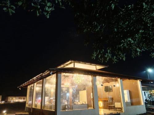 citrus prime bandhavgarh resort and cott