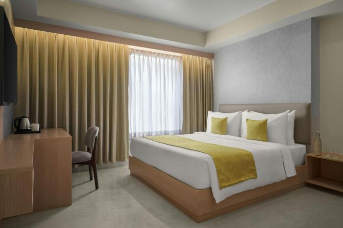 the fern habitat pune mundhwa series by marriott