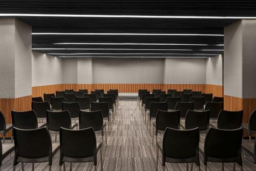 the fern habitat pune mundhwa series by marriott