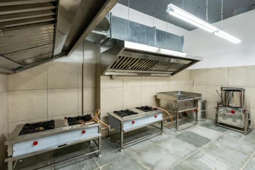 avm elite suites malur