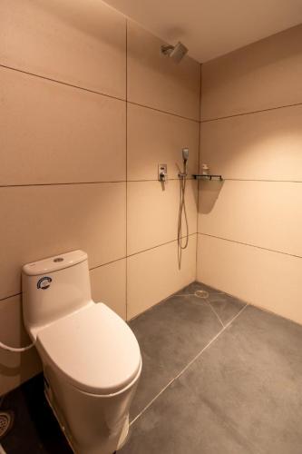 avm elite suites malur