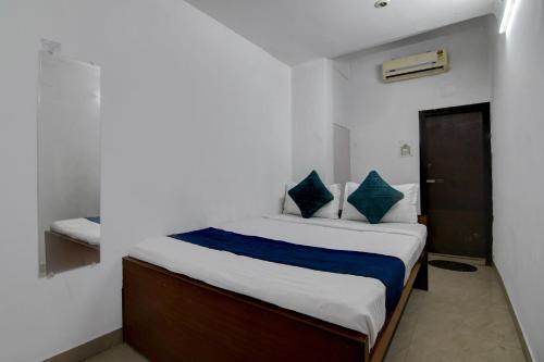 hotel soft petal