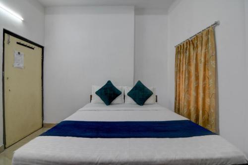 hotel soft petal