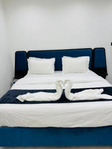 the 5 story hotel hitec city