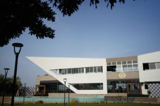 shoreland leisure stays